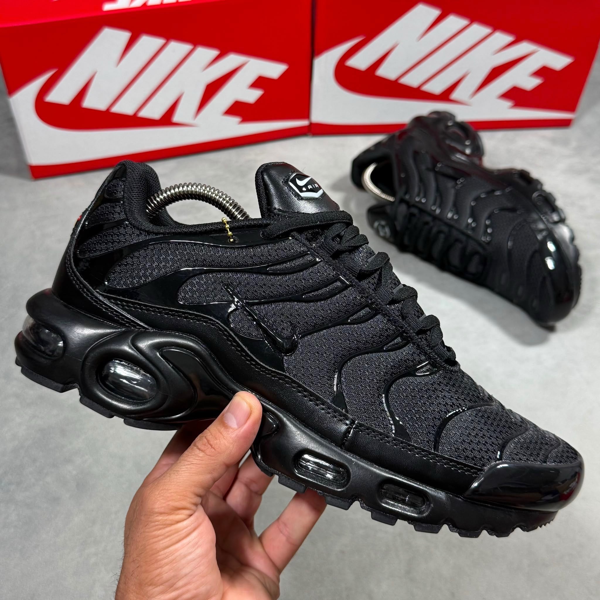 Nike tns