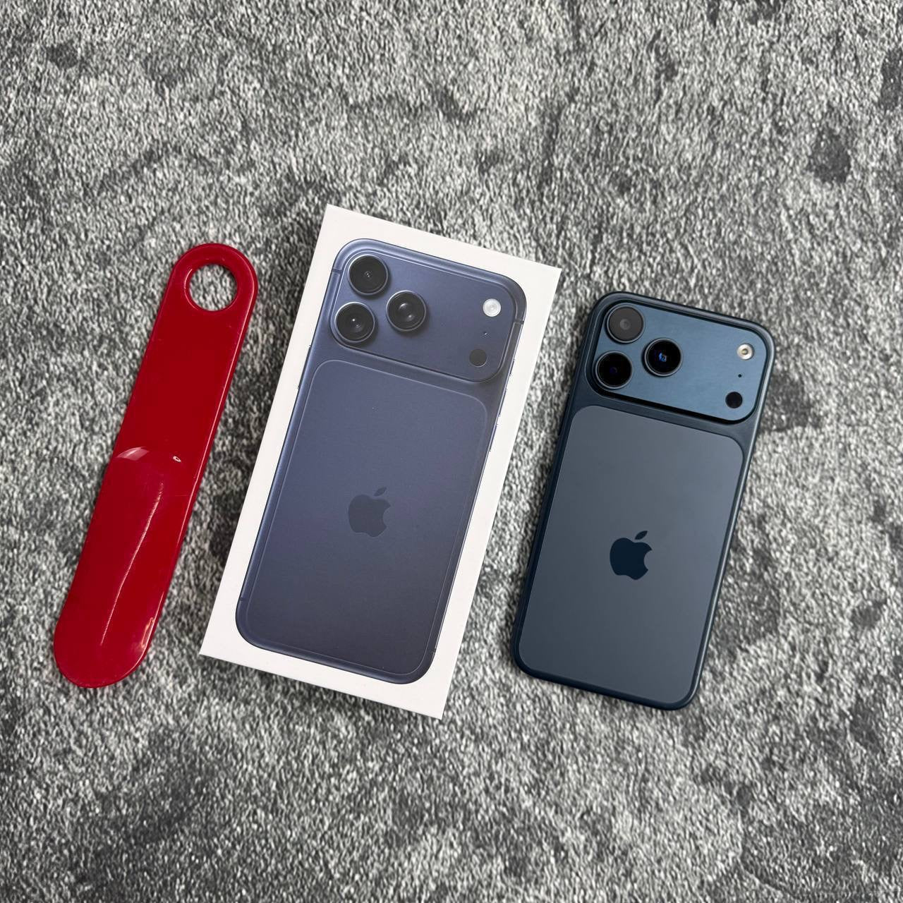 iPhone 17 pro max