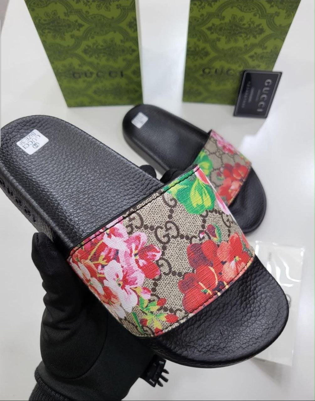 Gucci sliders
