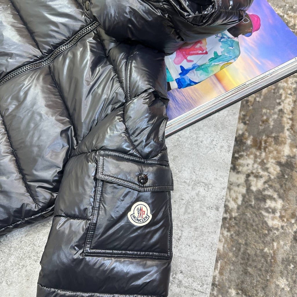 Moncler maya